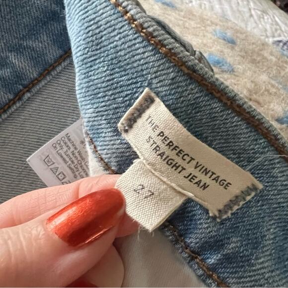 Madewell The Perfect Vintage Straight Jean in Danby Wash: Knee-Rip Edition - Picture 7 of 9